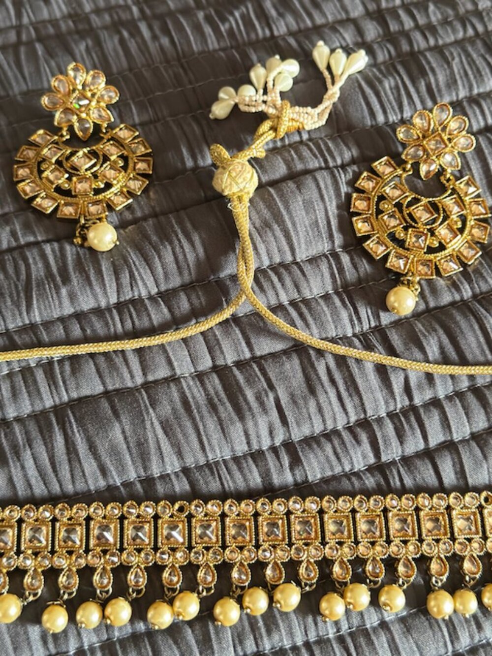 Indian Jewelry Set – Necklace & Earrings included